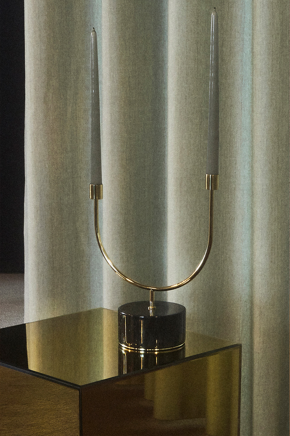 GRASIL candle holder GRASIL candle holder